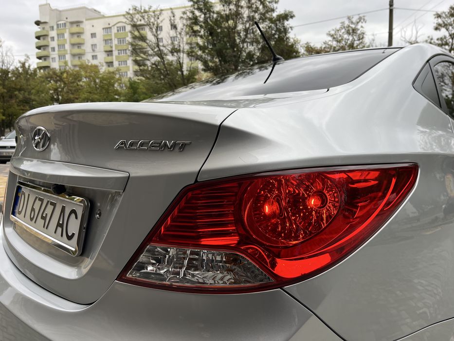 Продам Hyundai Aceent 2013 рік Газ 4