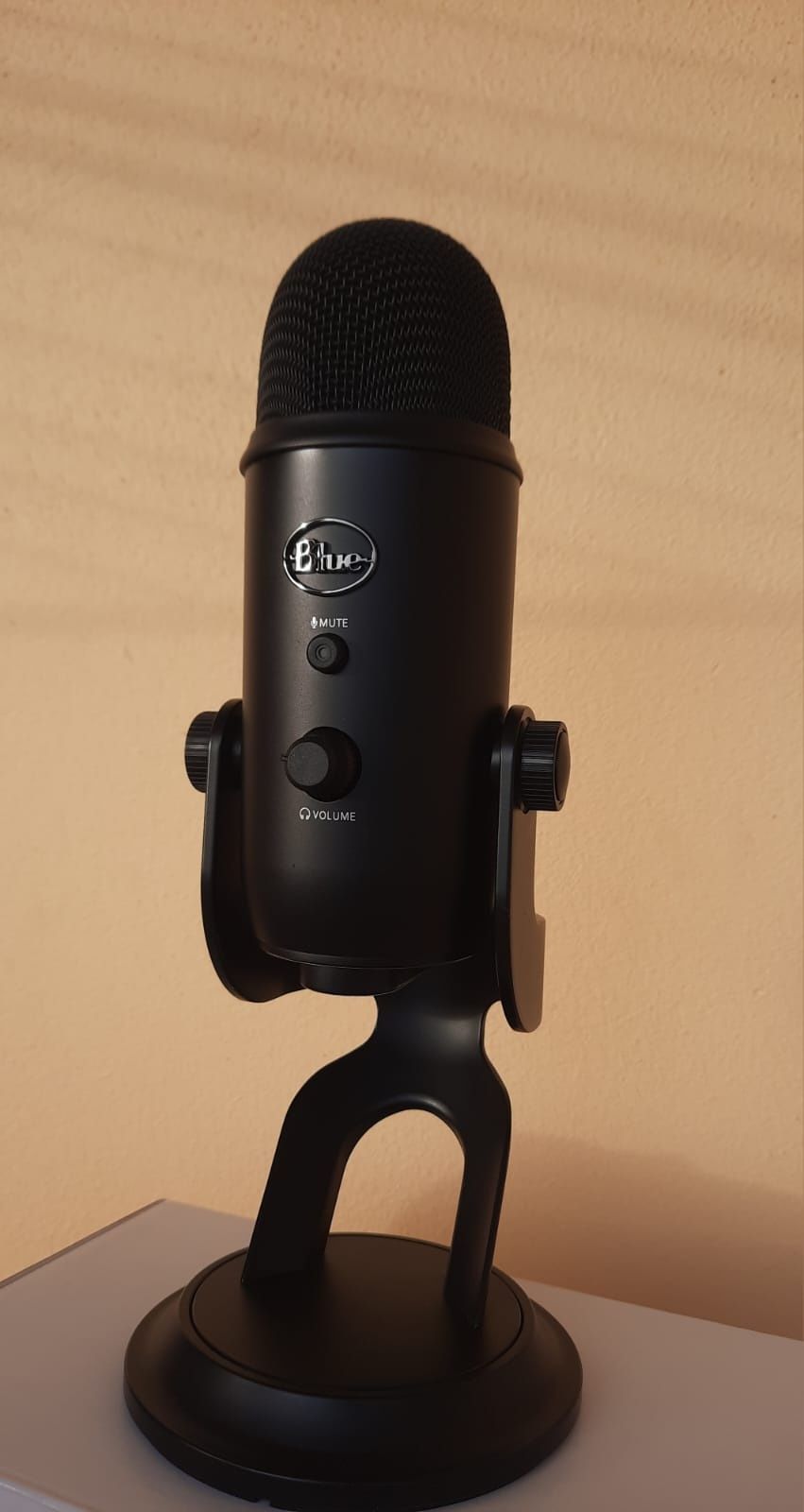 Blue Micro Yeti Microfone - Preto