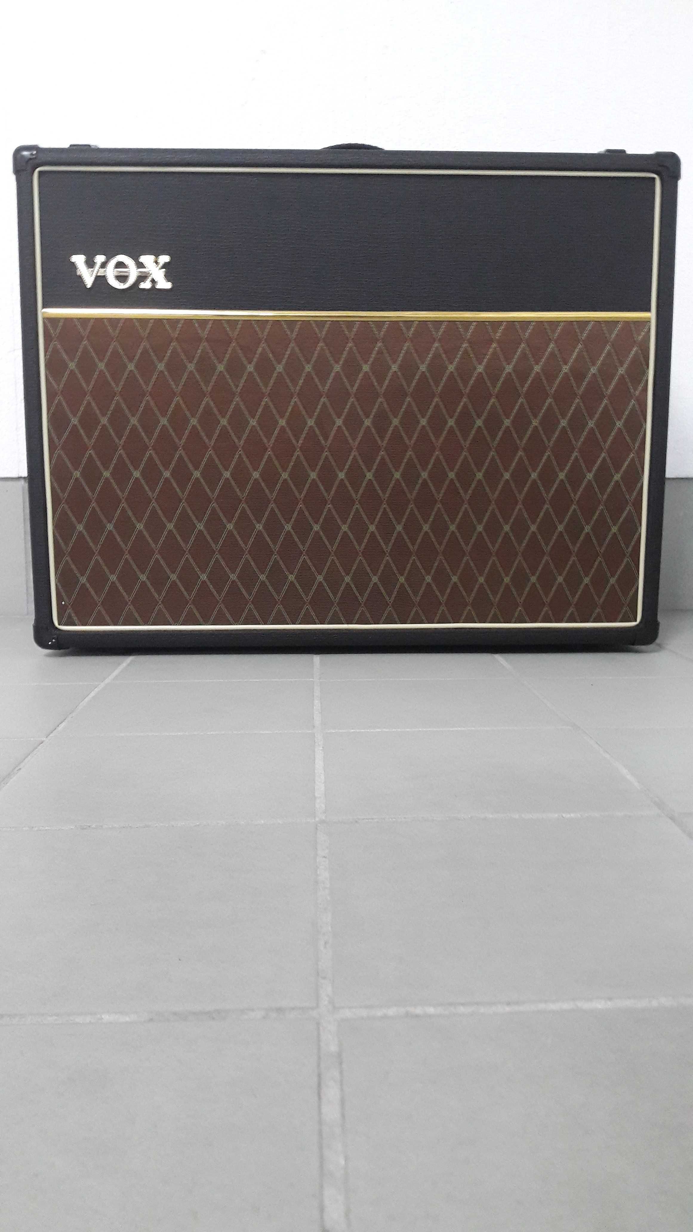 VOX AC30CC2X Imaculado, Altifalantes Blue Bulldog