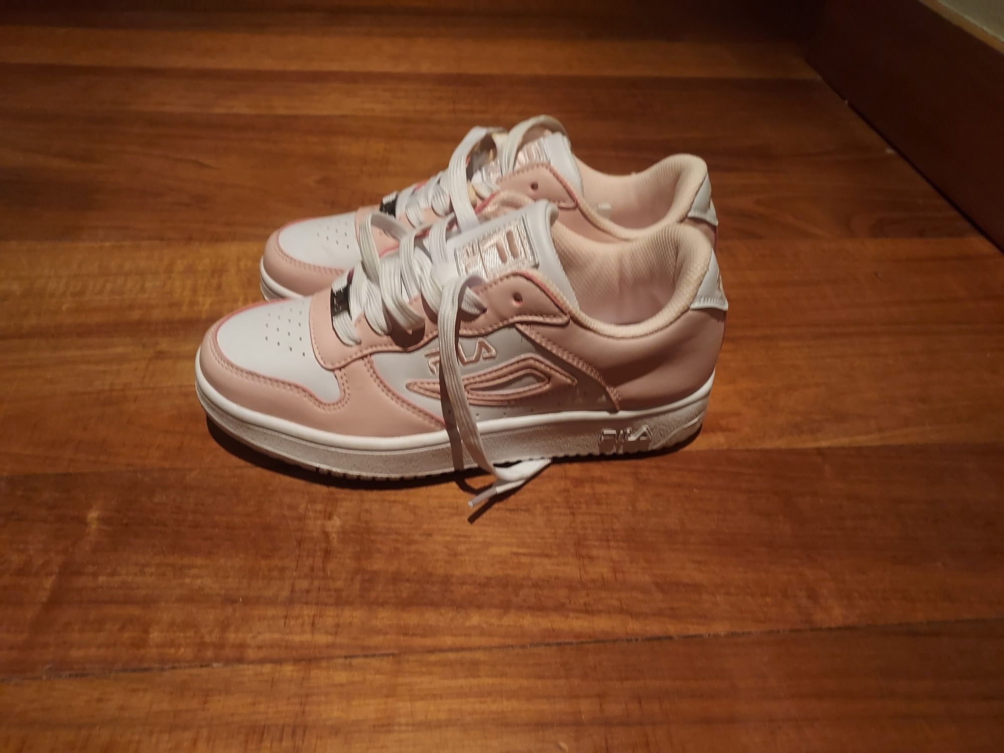 Sapatilhas da Fila Novas