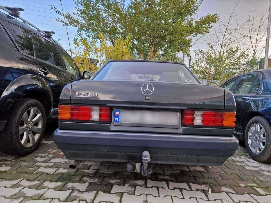 Mercedes 190d 2.0D tylko 161.000km 30 lat jeden właściciel Uszkodzony