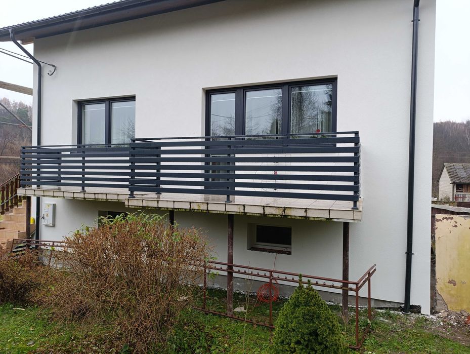 Balustrada balkonowa metalowa