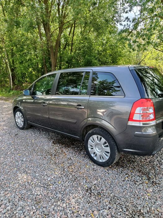 Продається opel zafira b в ідеальному стані пригнана з Германії