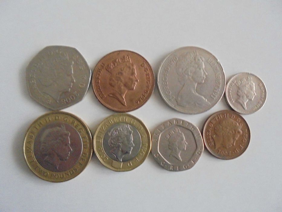 monety funty pensy z Królową Elżbietą II Wielka Brytania