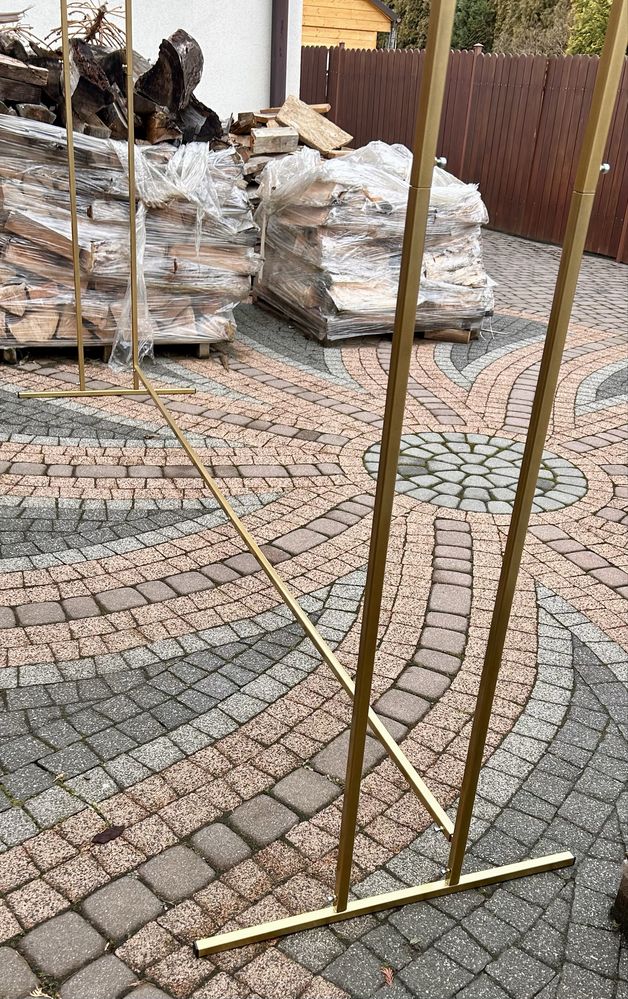 Stelaż ścianka tło ślubne do tkanin przeplatanych