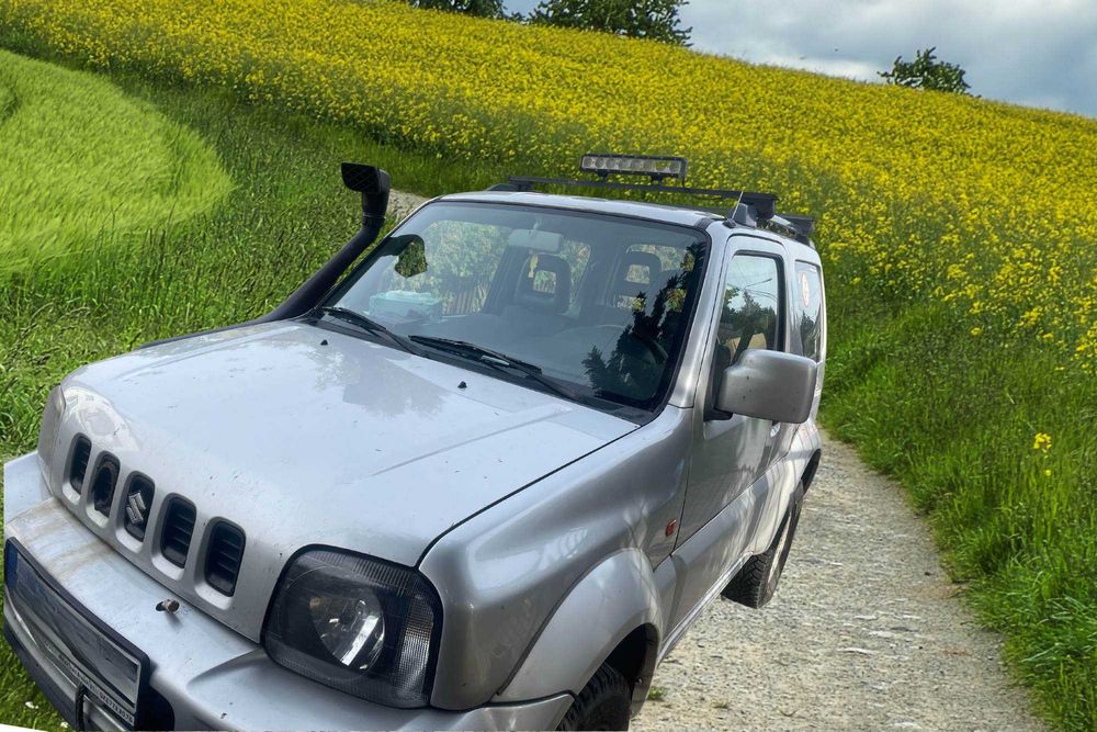 Suzuki Jimny Ranger z wyposaż. off-road (wyciągarka, halogen, snorkel)