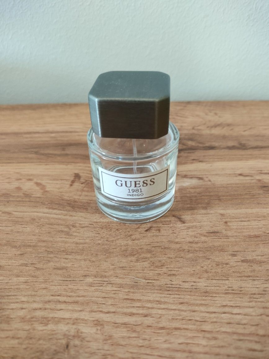 Flakon po perfumach pusty guess indigo