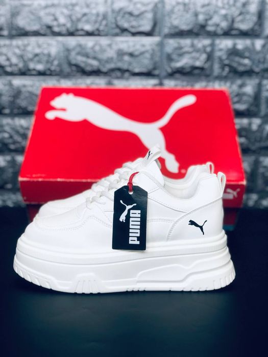 Кроссовки на танкетке белые Пума / Puma кросовки на платформе Осень