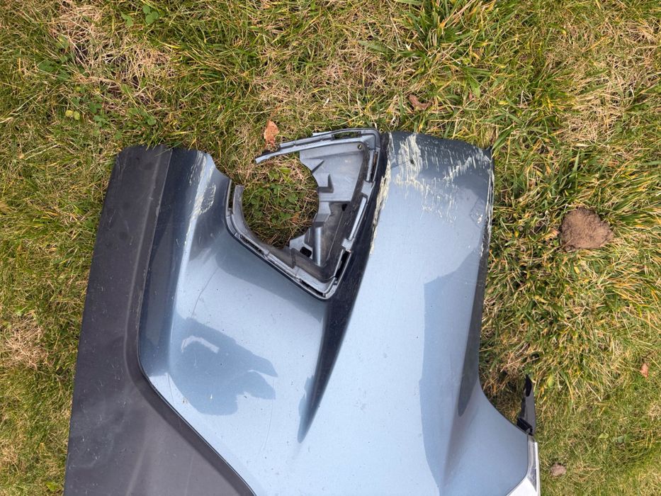 Передній бампер / решітка радіатора бампера Mazda CX-5 2012 - 2015