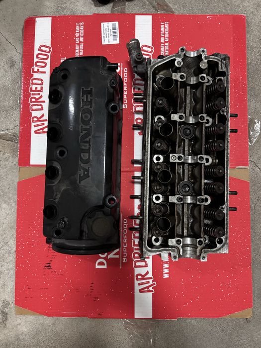 Głowica Honda Civic VI d16z6