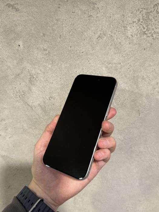 Б/у iPhone 15 Pro Max 256Gb White Titanium