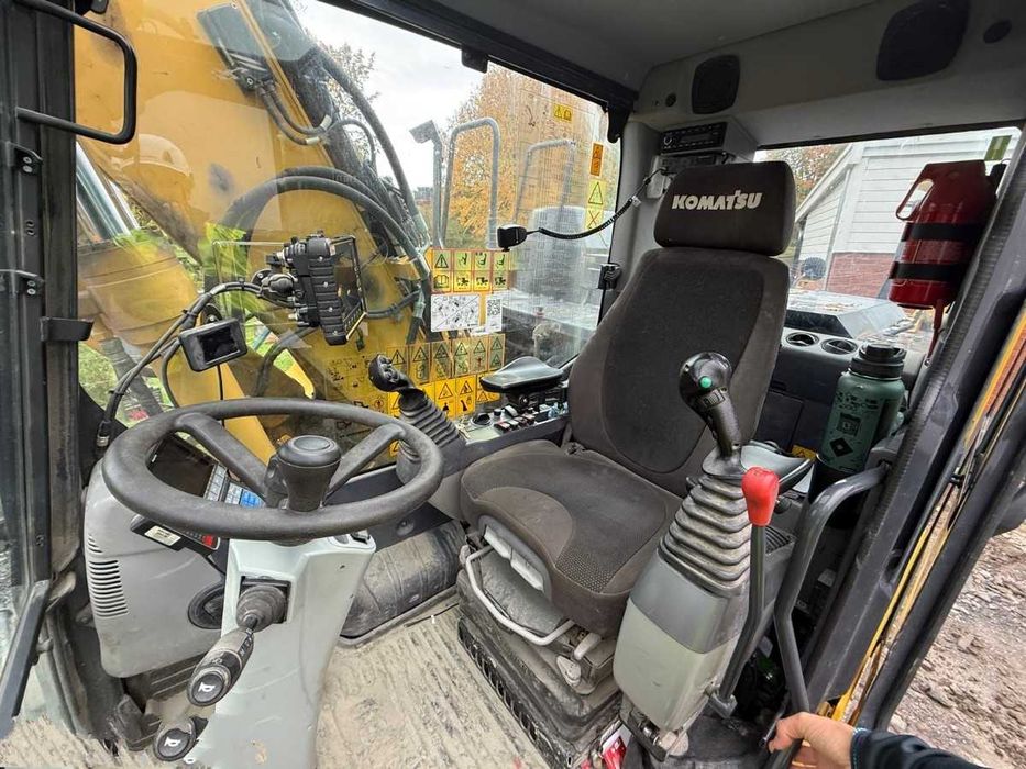 Koparka kołowa KOMATSU PW 148-11