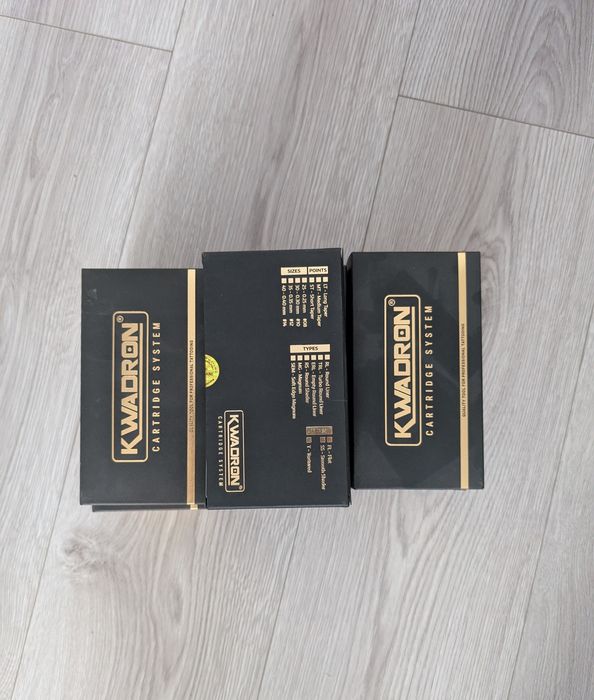 Pudełko kwadron(kartridże/igły do tatuowania gratis)