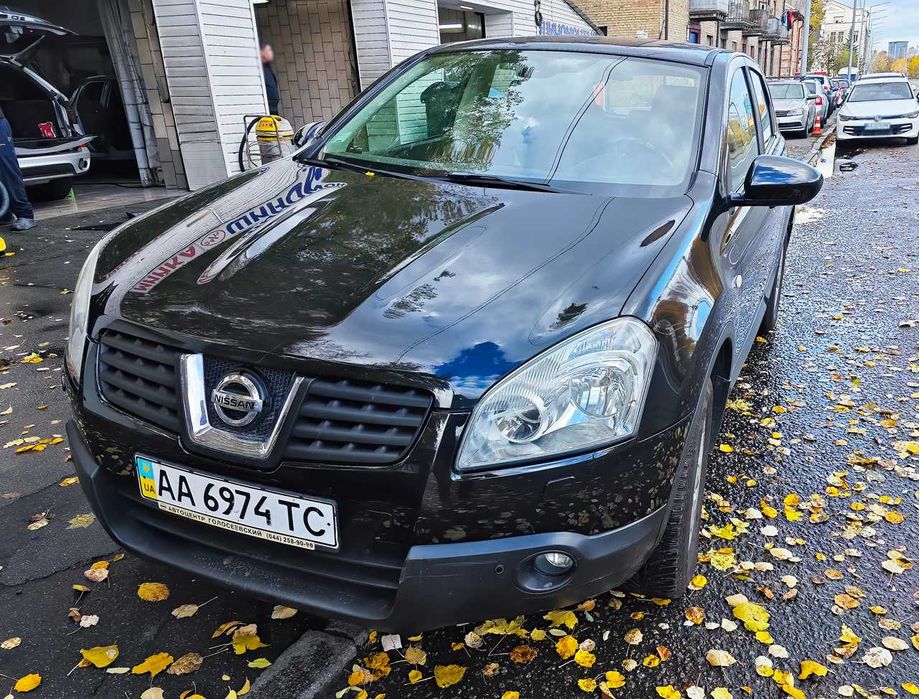 NISSAN Qashqai  в дуже хорошому стані