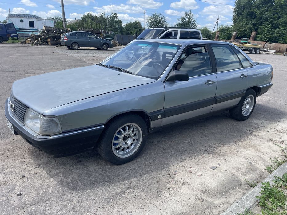 Ауді 100с3. 2.3 газ