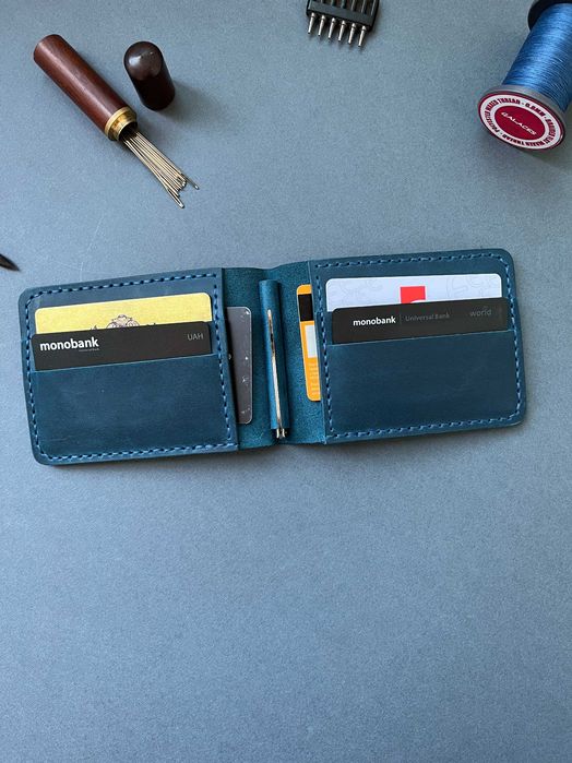 Зажим для денег/ Притиск для коштів