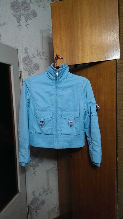 Женская куртка SNOW IMAGE размер  S- L Супер состояние без дефектов