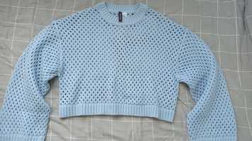 Siateczkowy sweter błękitny s