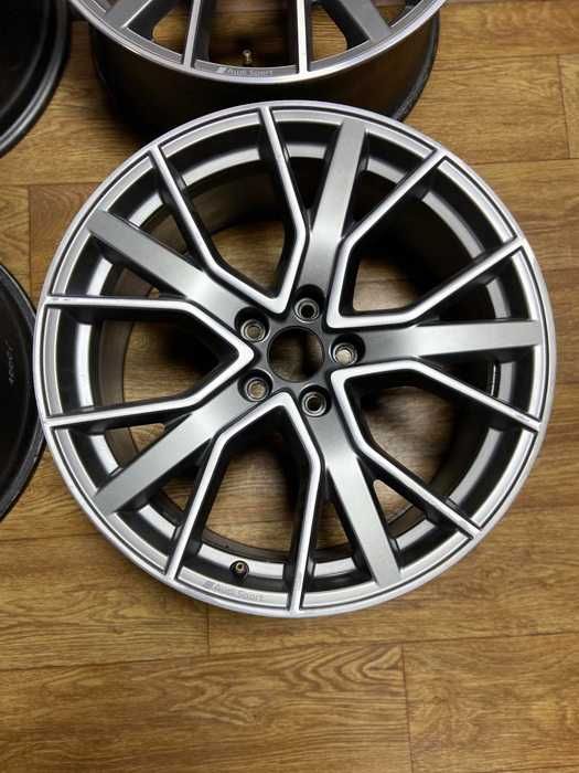 Диски R19 8.5J ET40 5x112 Оригинал Audi Sport A4 S4 RS4 B9 8W0601025DH