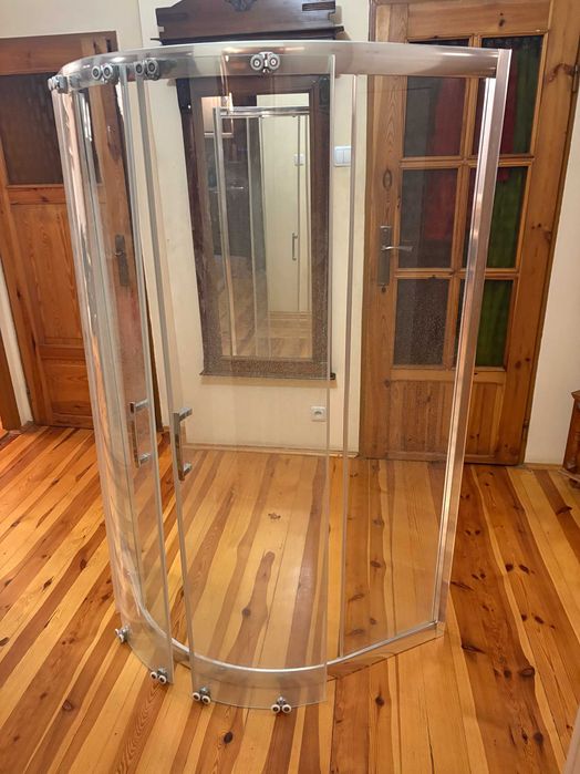 Kabina prysznicowa z brodzikiem 90x90 cm