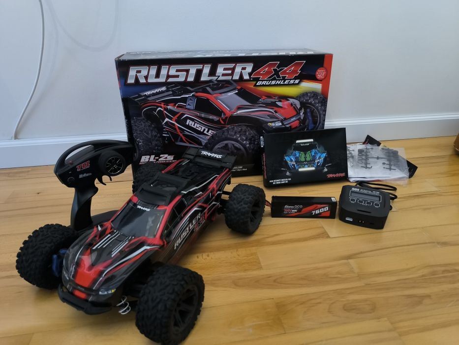Traxxas Rustler 4x4 Brushless