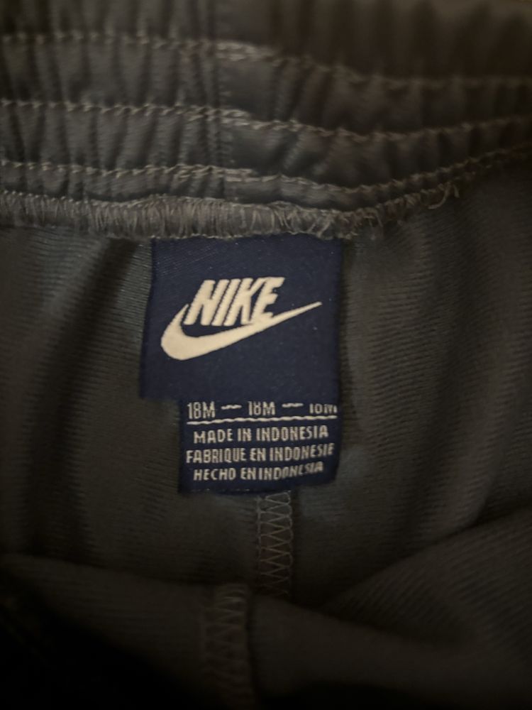Spodnie chłopięce Nike