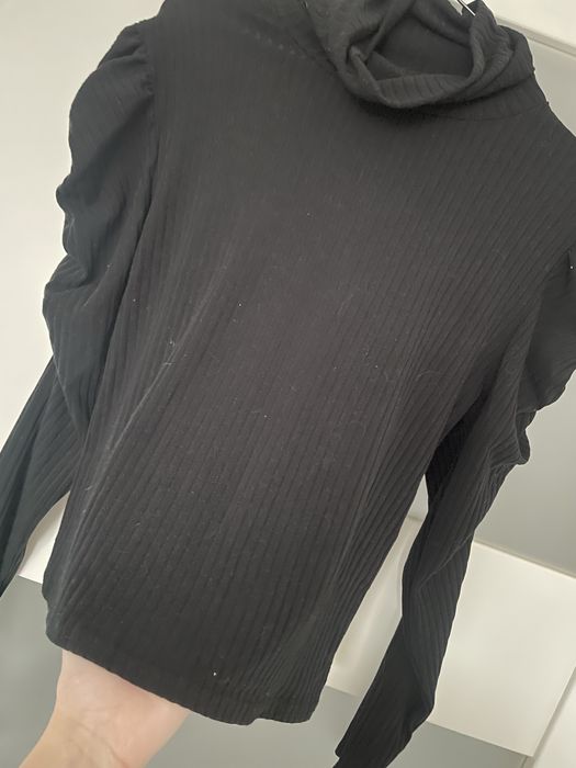 Prążkowany golfik z bufiastymi rękawami New Look rozmia L/XL