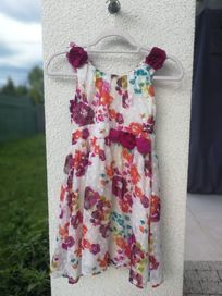 140 Piękna sukienka JOHN ROCHA dla dziewczynki