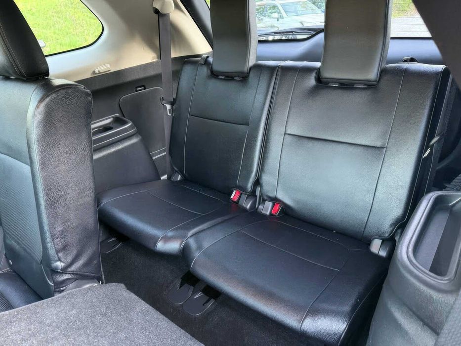 Mitsubishi Outlander      2017