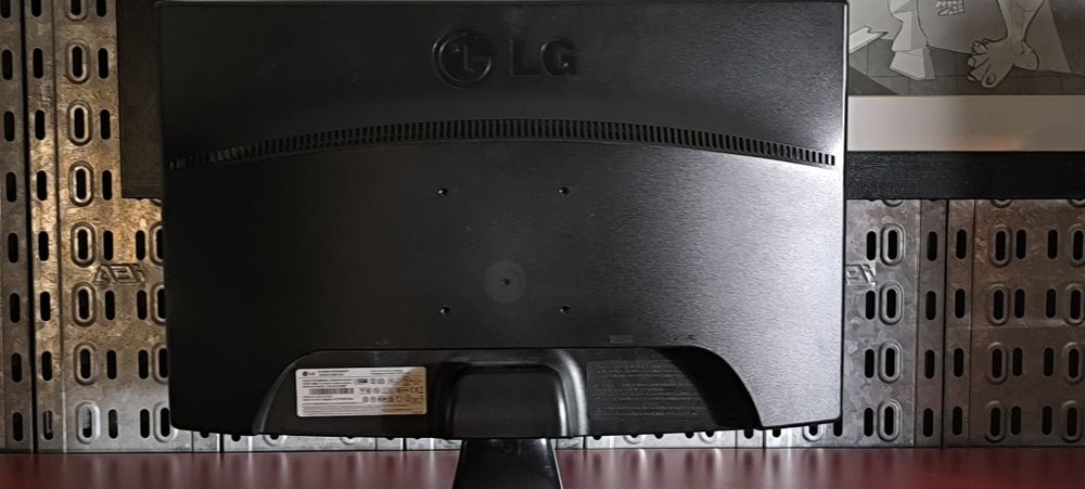 Monitor LG Flatron W1943SS – 19" LCD