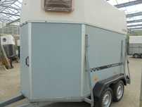 Witam  sprzedam Humbauer do koni Dmc 1300 kg