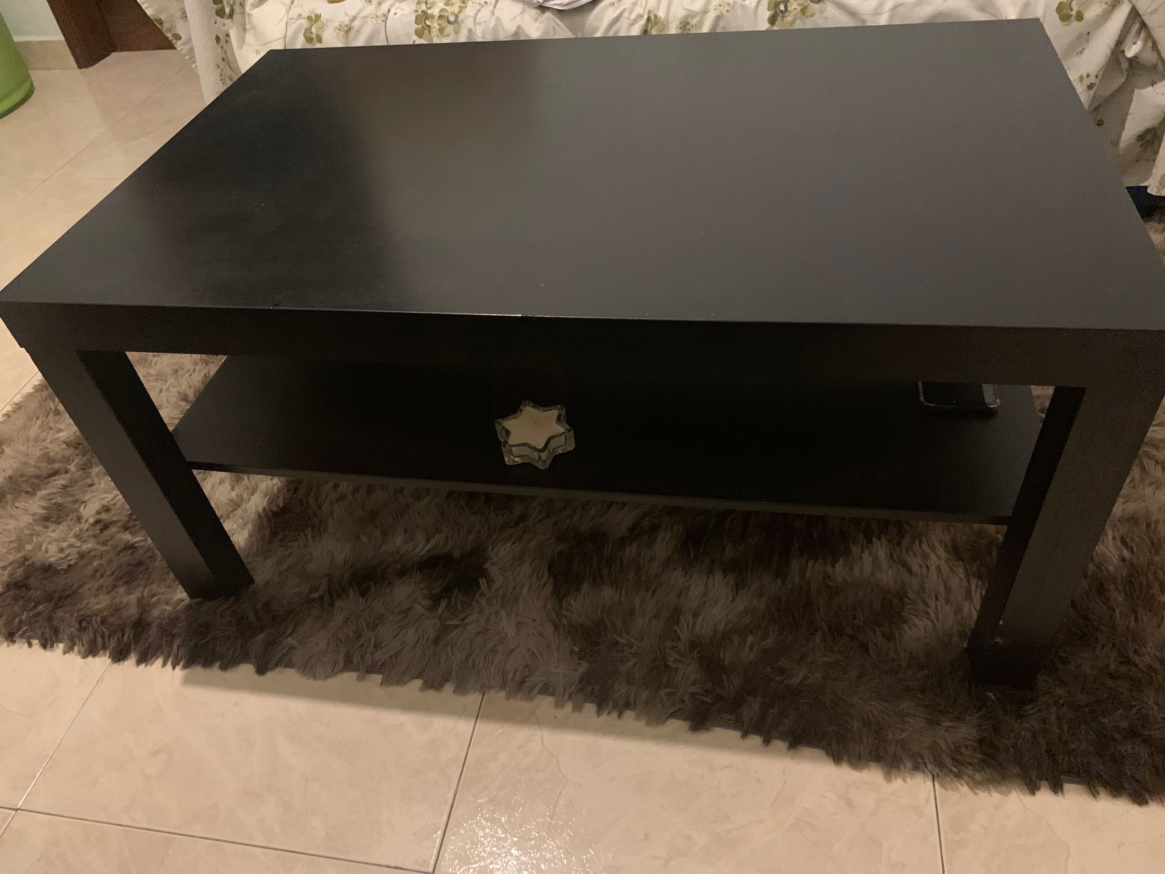 Mesa de Centro de cor preta