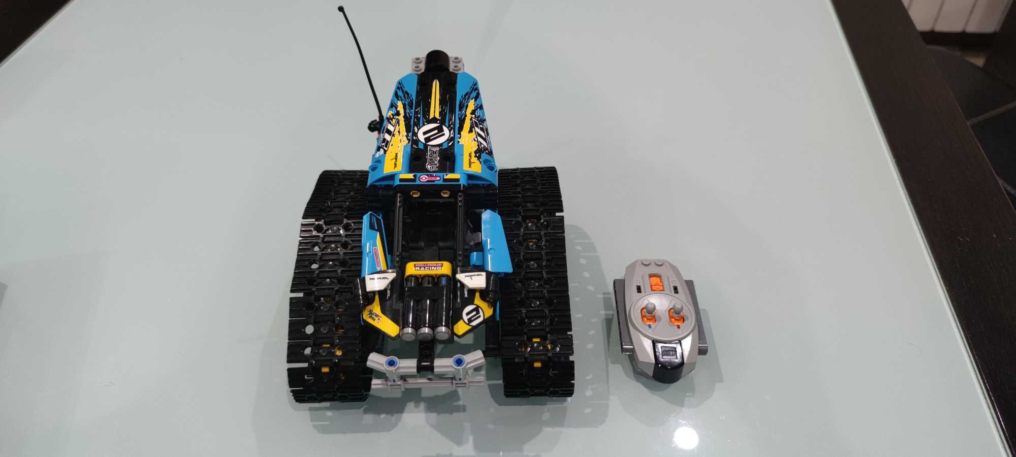 Carro Lego telecomandado com caixa e manual
