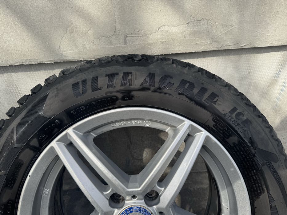 Легкосплавні диски + зимова шипована резина GoodYear 215/60 R16 W639