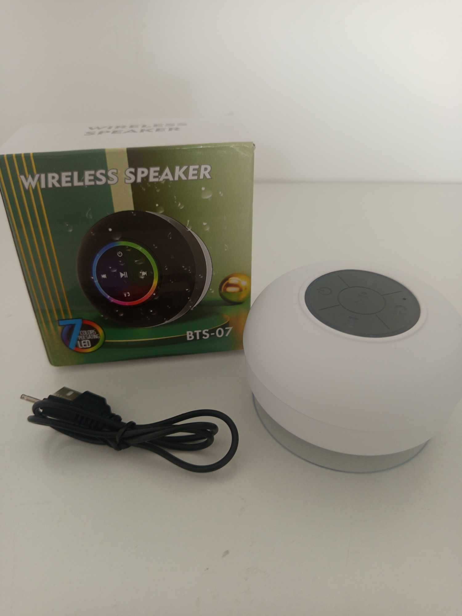 Mini Głośnik Bluetooth Wodoodporny IPX4 Kolor LED