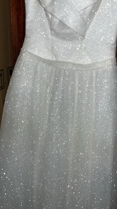 Продам весільну сукню б/у. 4500 грн. Можливий торг.