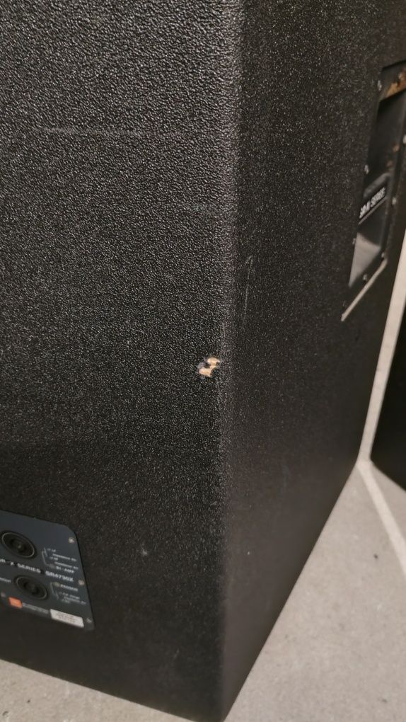 Kolumny JBL sr4735x