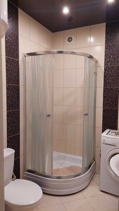 Однокімнатна квартира з ремонтом, мінімальне оформлення! Є газ!