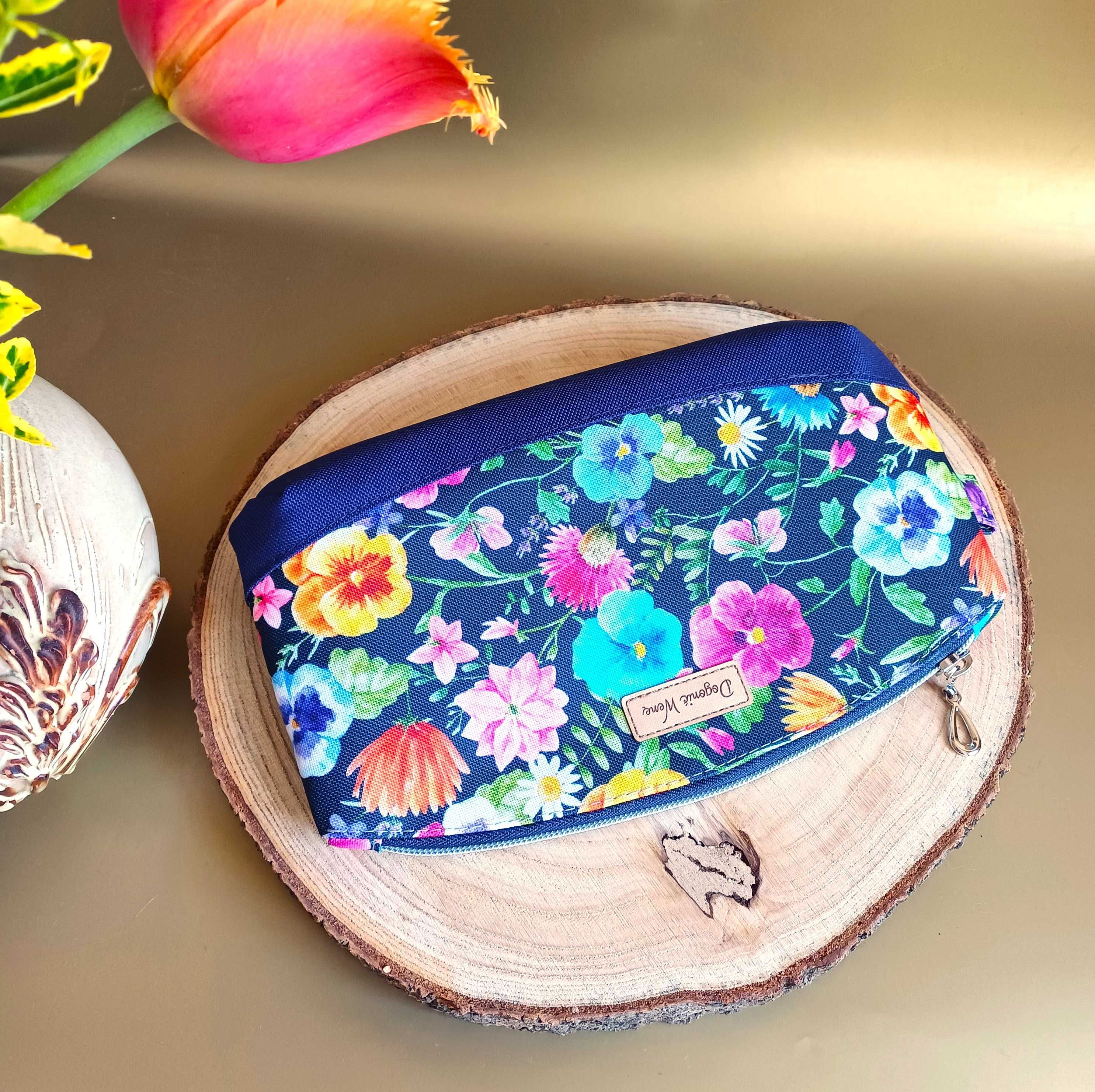 Kosmetyczka damska handmade rękodzieło na prezent S