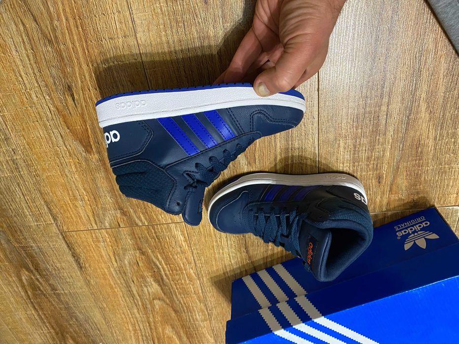 Adidas кроссовки кросівки детские хайтопы Адидас оригинал р.30