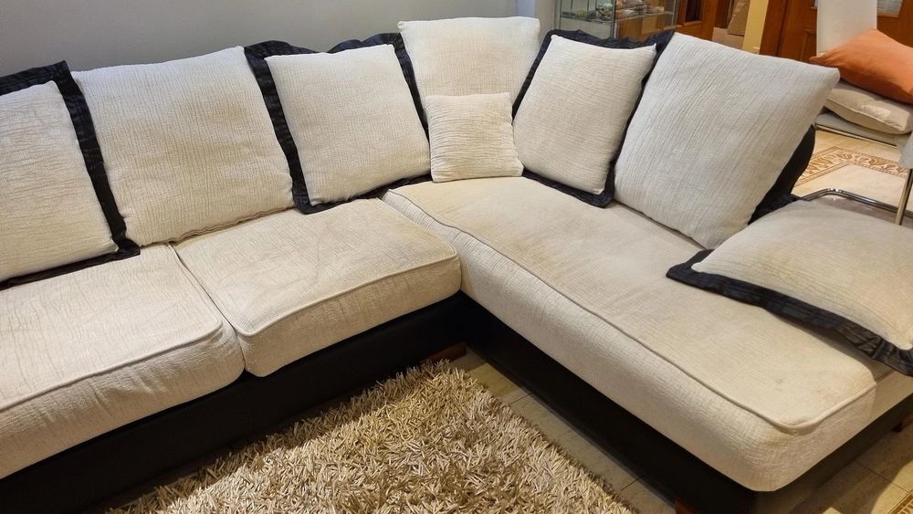 Sofá de estilo italiano.