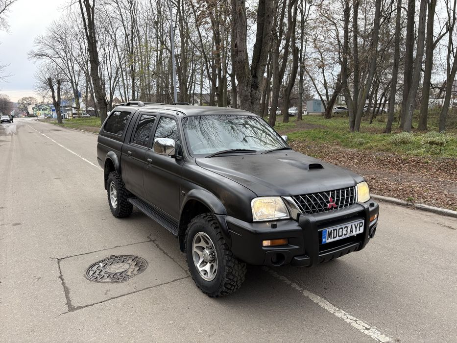 Саіжопригнане міцюбісі л200