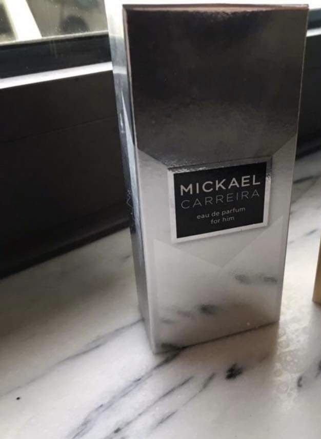 Perfume Mickael Carreira