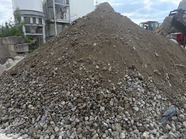 Sprzedam czysty gruz/kruszony beton – możliwość dostawy