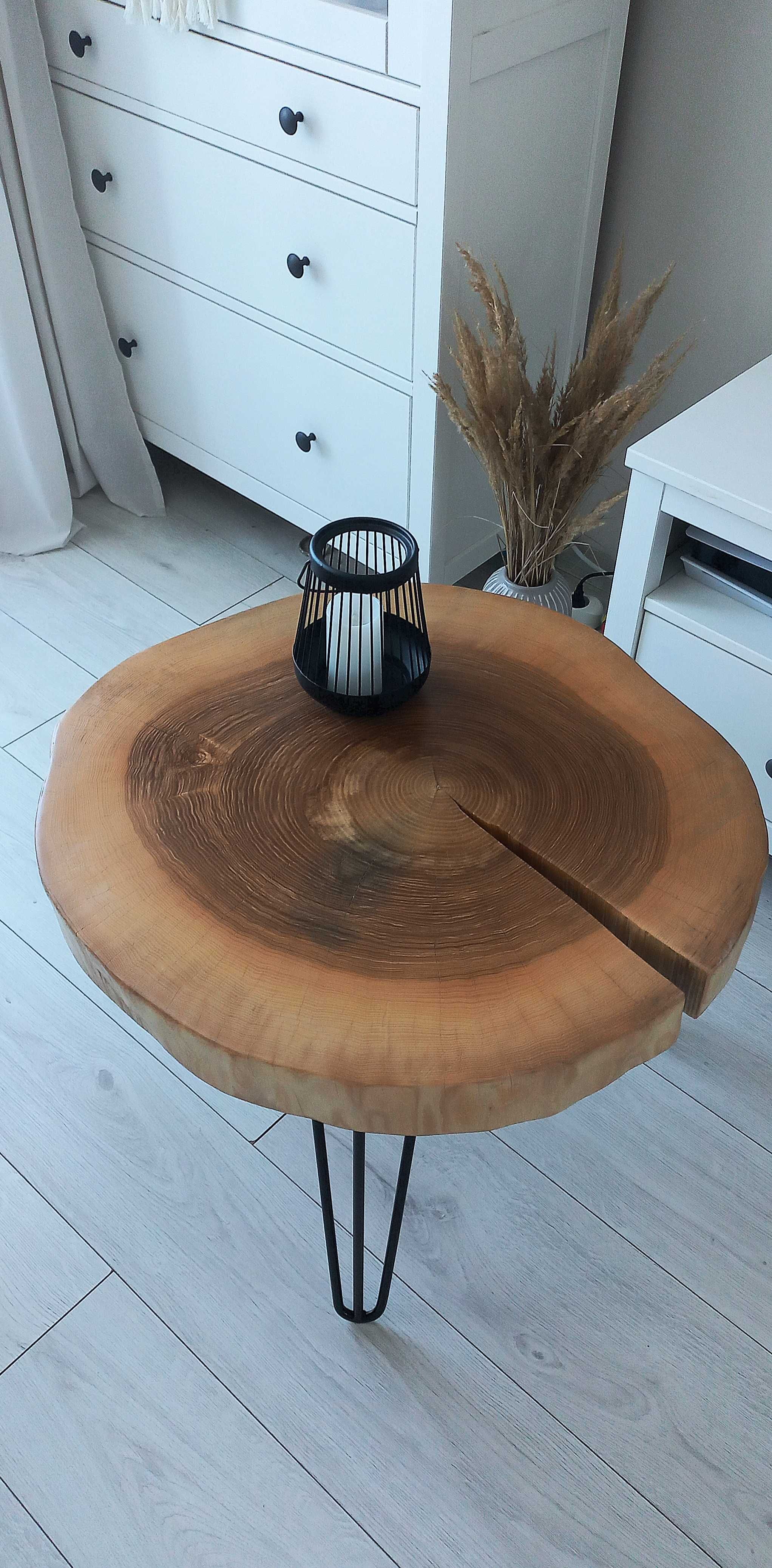 Stół z plastra drewna