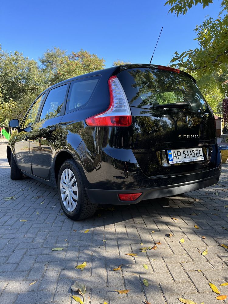 Renault Grand Scenic 3 (2012, 1. 5 dci Diesel 81 кВт 110 к. с)