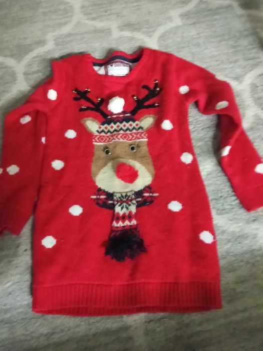 Sweter świąteczny 128