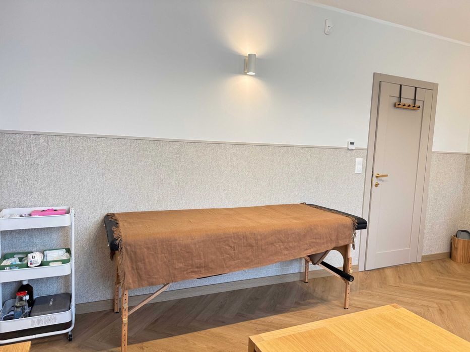 Duży Gabinet 17 m² dla Profesjonalisty - 3 Dni/Tydzień