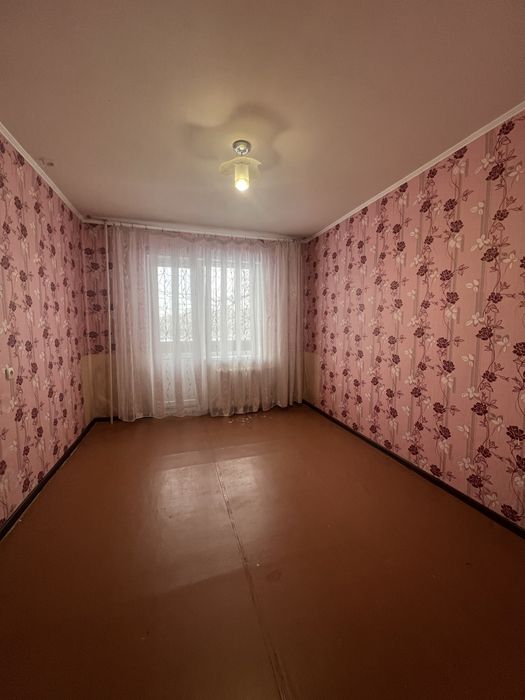 Продам 3 кімнатну квартиру по вулиці Лісового 29.