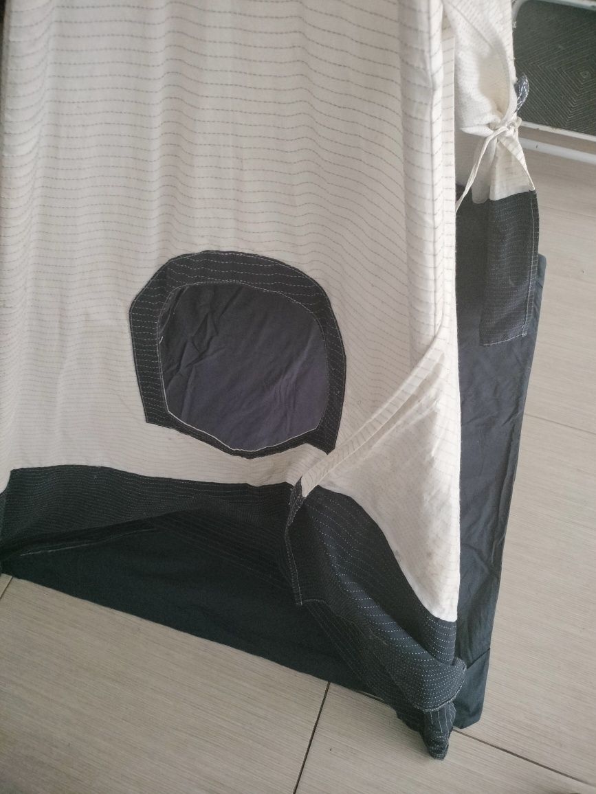 Tenda crianças com tapete e outros